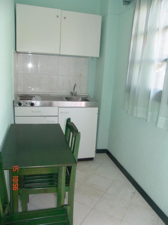 Nikos Apartments アフィトス 部屋 写真