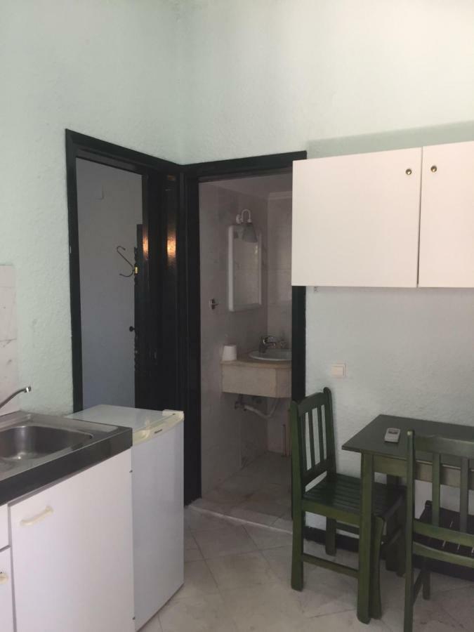 Nikos Apartments アフィトス エクステリア 写真